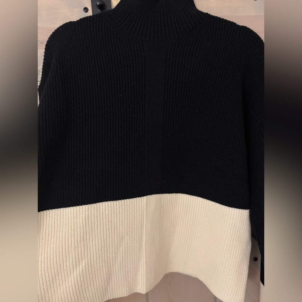 NWT Elan Colorblock Mock-Neck Sweater - Black and Cream - Picture 7 of 10
